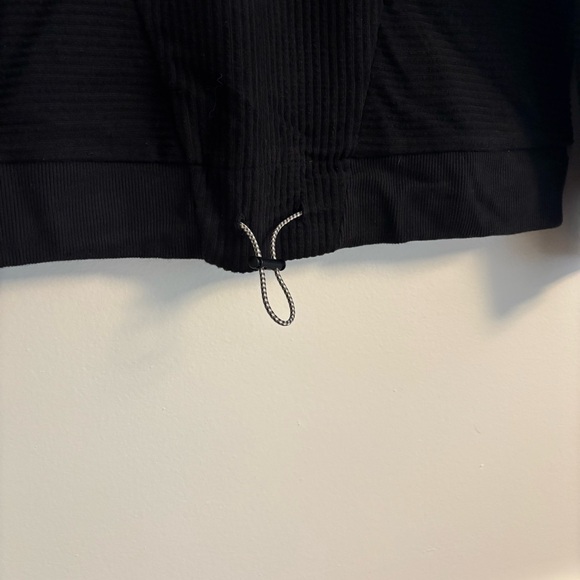 Varley Black Ribbed Top - Picture 2 of 9